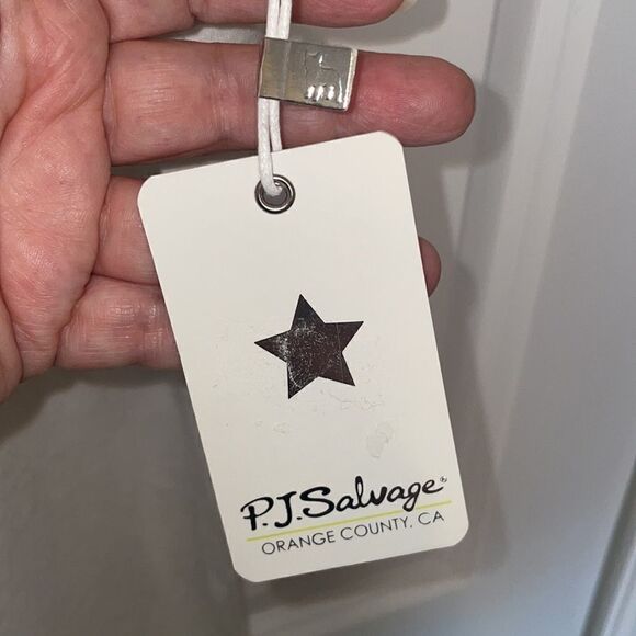 PJ Salvage T-shirt   - Picture 5 of 6